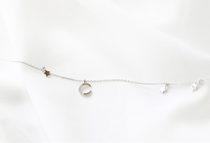 Moon & Star Pendant Short Necklace