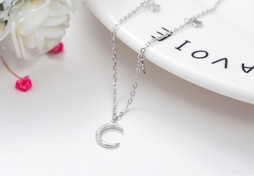 Moon & Star Pendant Short Necklace